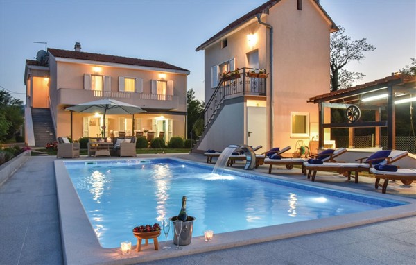 Holiday Home - Split-Karakasica in Croatia, Split-Karakasica, Croatia