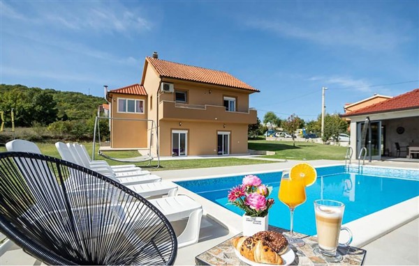 Holiday Home - Split- Trilj in Croatia, Split- Trilj, Croatia