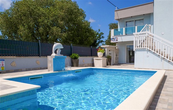 Holiday Home - Trogir-Vinovac in Croatia, Trogir-Vinovac, Croatia