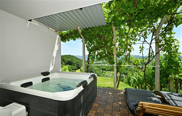 Holiday Home - Varazdin-Remetinec in Croatia, Varazdin-Remetinec, Croatia