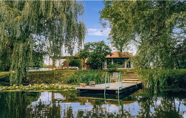 Holiday Home - Vinkovci - Rokovci in Croatia, Vinkovci - Rokovci, Croatia