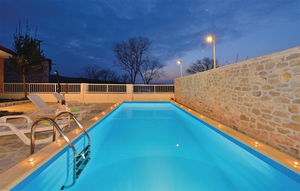 Holiday Home - Zadar-Krusevo in Croatia in Zadar-Krusevo, Croatia
