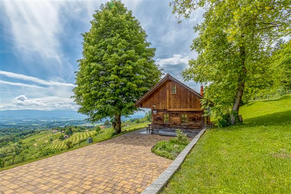 Idia Lodge in Sromlje, Slovenia