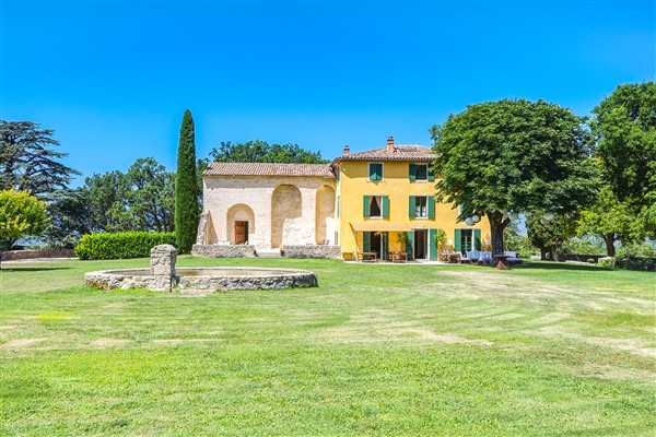 Maison D'Elegance - France