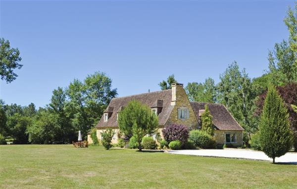Maison Forestiere in Dordogne, France