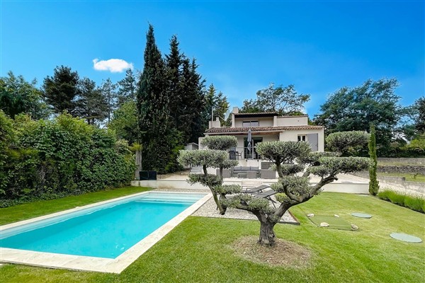 Maison Zebre in France