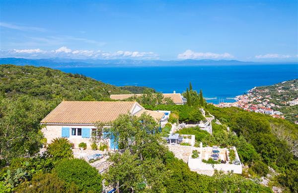 Myrtle Cottage in Greece