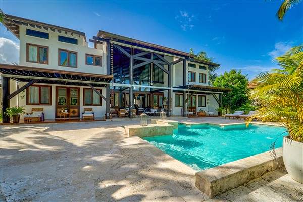 Oak Villa in Dominican Republic