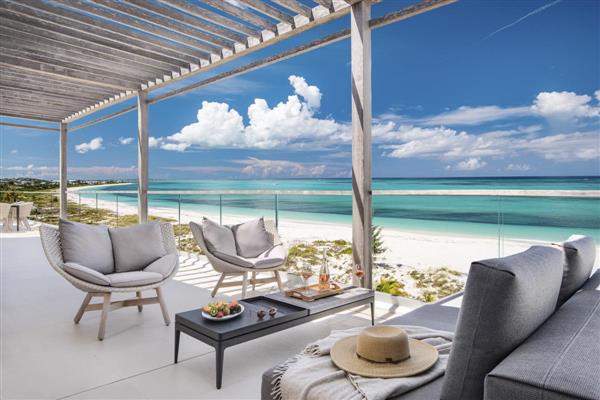 Oceanfront Penthouse - Caribbean