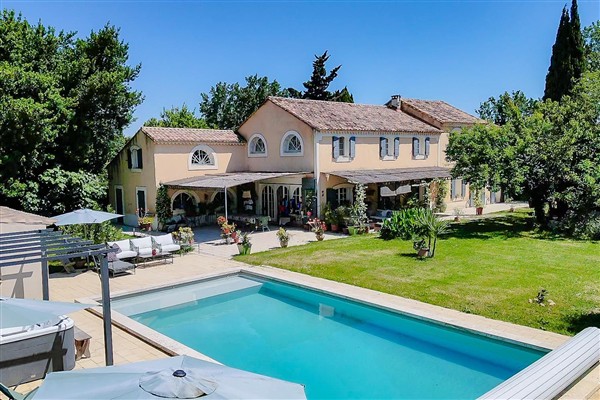Paradis Boheme in France