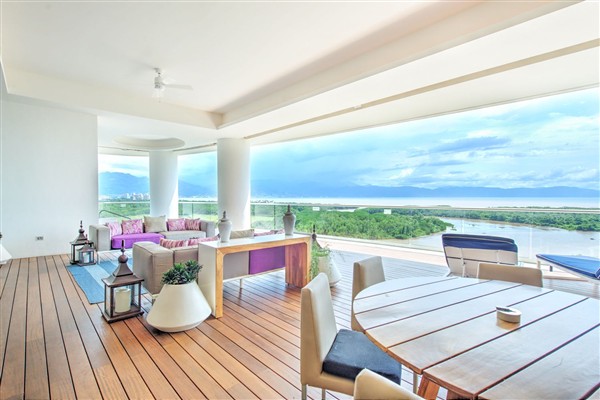 Residencia Ameca in Nuevo Vallarta, Mexico