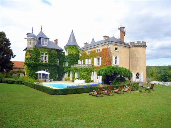 The Secret Hamlet Estate in Loire Valley, France - Indre