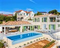 Villa Abelina in Splitska - Croatia