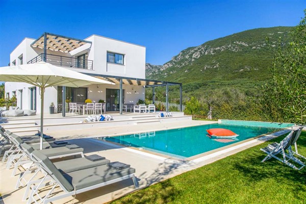 Villa Acaste, Halikounas, Corfu