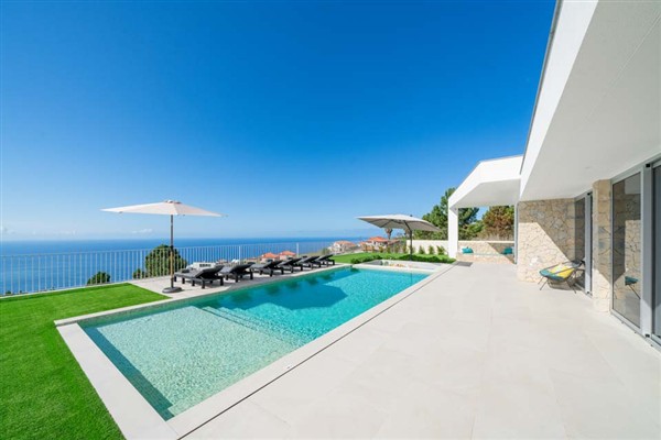 Villa Adagio, Prazeres, Madeira