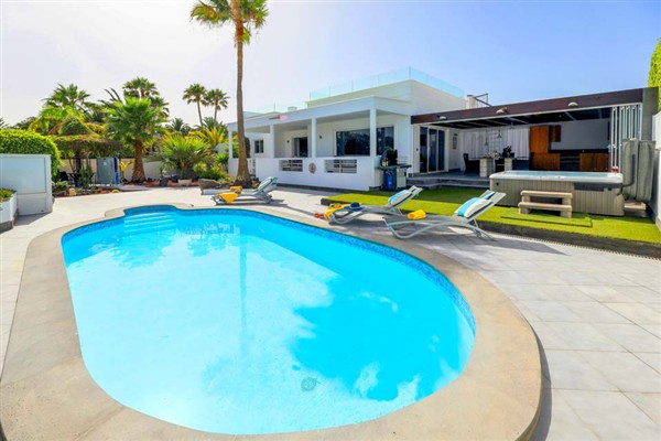 Villa Alegria Azul, Puerto Calero, Lanzarote