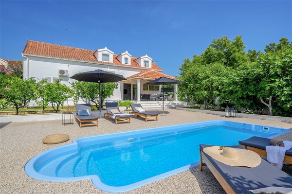 Villa Altina in Milna, Croatia