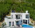 Enjoy a leisurely break at Villa Architekt; Omis; Dalmatia