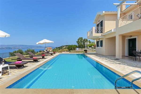Villa Argostoli Bay in Ionian Islands