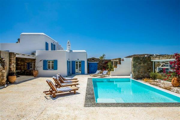 Villa Arsen in Southern Aegean