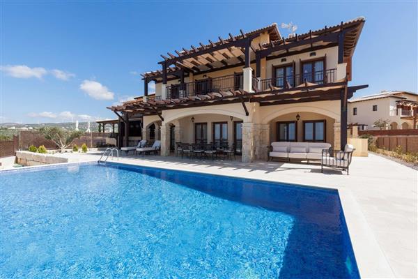 Villa Athena, Aphrodite Hills, Cyprus With Swimming Pool