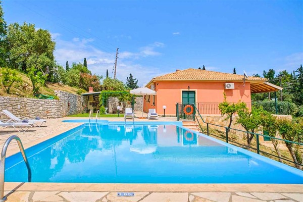 Villa Athina Kerasia, Aghios Stefanos, Corfu