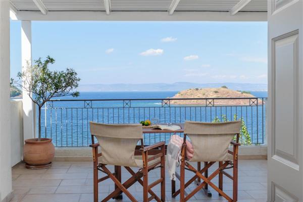 Villa Avlaki in North Aegean Region