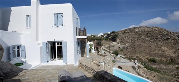 Villa Azurite in Psarou, Mykonos - Southern Aegean