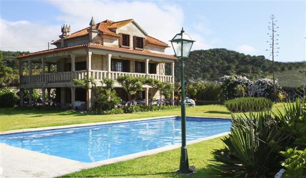 Villa Bajo Mino in Galicia, Spain - Pontevedra
