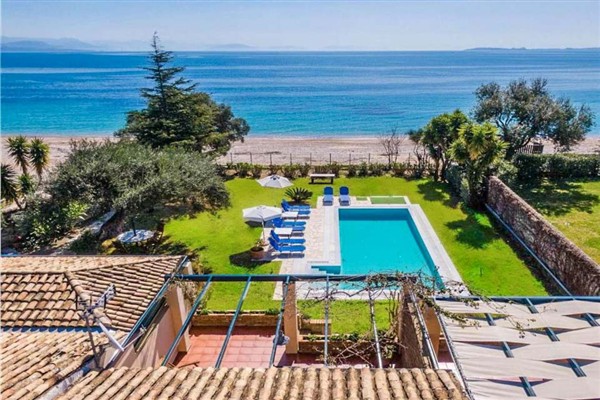 Villa Barbati Beachfront in Corfu