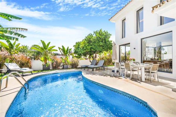 Villa Bella Banus in Spain