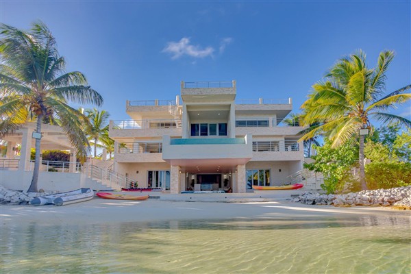 Villa Cairo - Dominican Republic