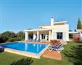 Enjoy a leisurely break at Villa Casa Alegria; Vale de Parra, Albufeira; Algarve