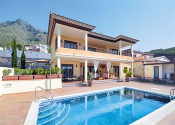 Villa Casa Grande Ref 9536 In Tenerife With Swimming Pool Villas In Roque Del Conde Costa Adeje For Couples Families And Couples