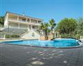 Enjoy a leisurely break at Villa Casa de Sobra; Monchique; Algarve