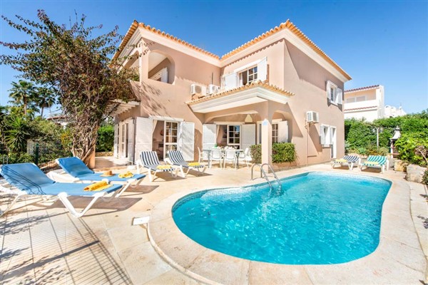 Villa Casanova Golf, Vilamoura, Algarve