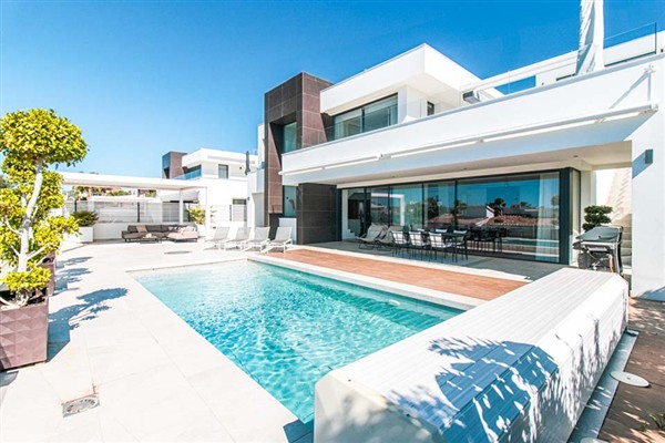 Villa Chimenea in Spain