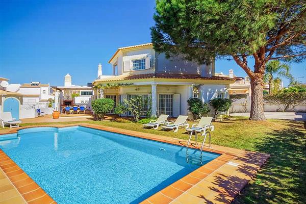 Villa Costa Rica in Gale, Algarve - Portugal sleeps 8