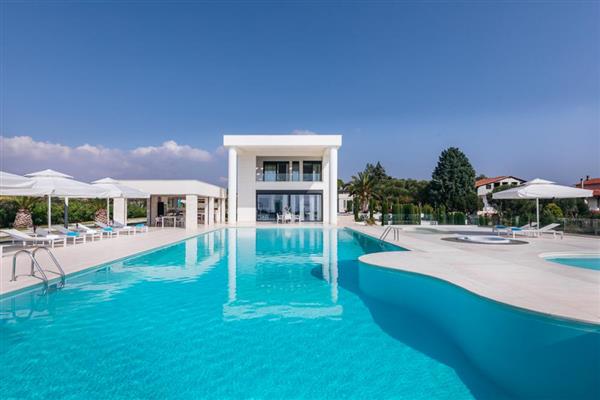 Villa Crystalline in Halkidiki, Greece