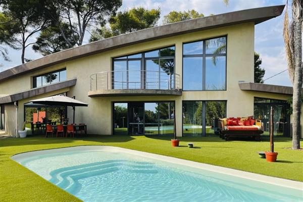 Villa Des Caraibes in Cannes, France - Alpes-Maritimes