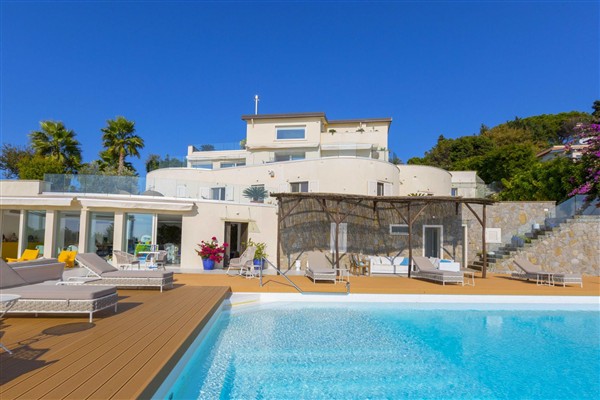 Villa Don Alfonso - Italy