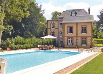 Villa Felix in Fleury-sur-Andelle, Eure, France