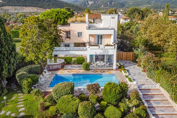 Villa IO Beachfront in Platamon, Olympus Riviera - Greece