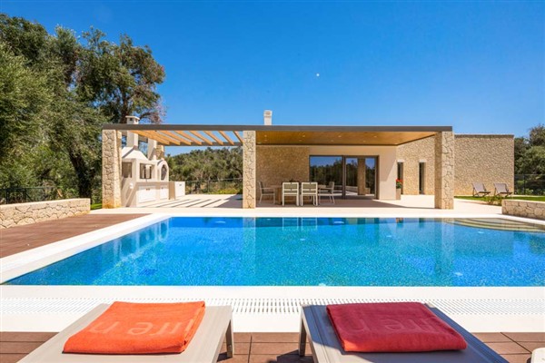 Villa Ianira, Halikounas, Corfu