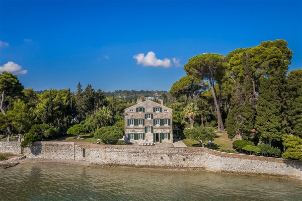 Villa Iridos in Corfu