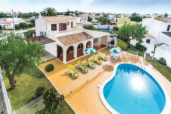 Villa Isabella in Gale, Algarve - Destinations sleeps 6