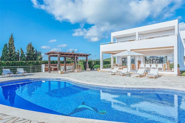 Villa Izey in Ibiza