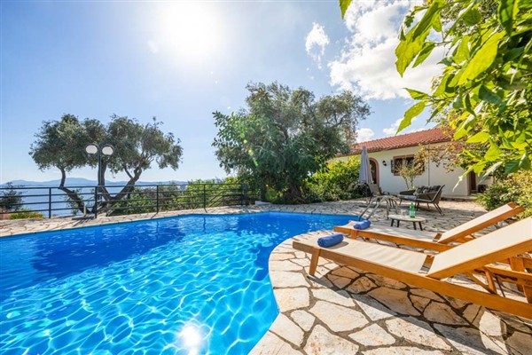 Villa Jasmin Nissaki in Corfu