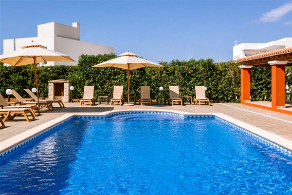 Villa KM2, Playa den Bossa, Ibiza