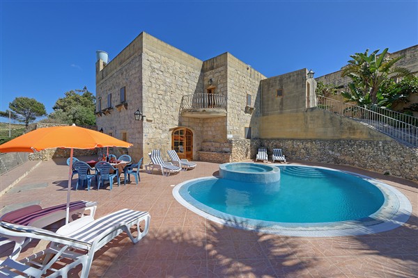Villa Kalkara, Munxar, Gozo